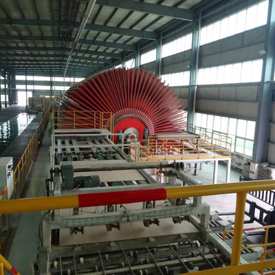 रेडिएटा पाइन ओरिएंटेड स्ट्रैंड बोर्ड Osb4 2440*1220*18mm बाहरी दीवार और छत पैनल के लिए कस्टमसाइज किया जा सकता है