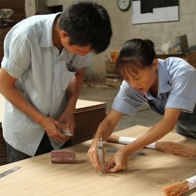 सिल्वर सैपेले पोमेले इंजीनियर वुड फनीर कैबिनेट फेस के लिए अनुकूलित