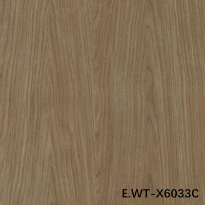उच्च अंत इंजीनियर लकड़ी फनीर यूरोपीय अखरोट E.WT-X6033C क्राउन कट E0/E1 दीवार पैनलों के लिए 3100 मिमी चीन निर्माता