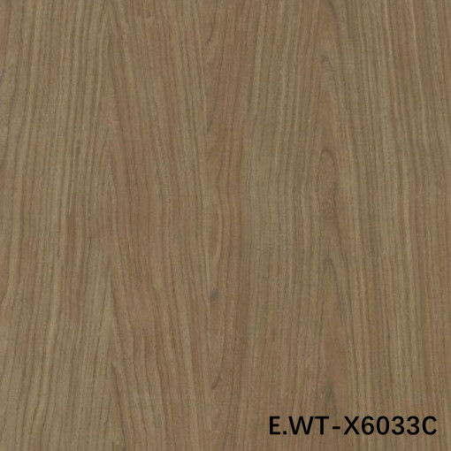 उच्च अंत इंजीनियर लकड़ी फनीर यूरोपीय अखरोट E.WT-X6033C क्राउन कट E0/E1 दीवार पैनलों के लिए 3100 मिमी चीन निर्माता